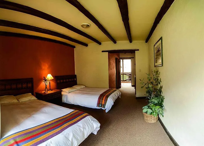 Amak Valle Sagrado 3*