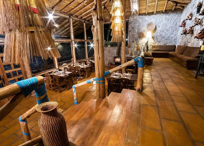 Amak Valle Sagrado 3*