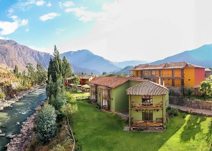 Amak Valle Sagrado 3*