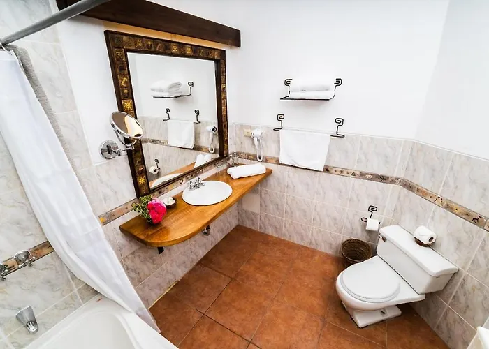 Amak Valle Sagrado 3*